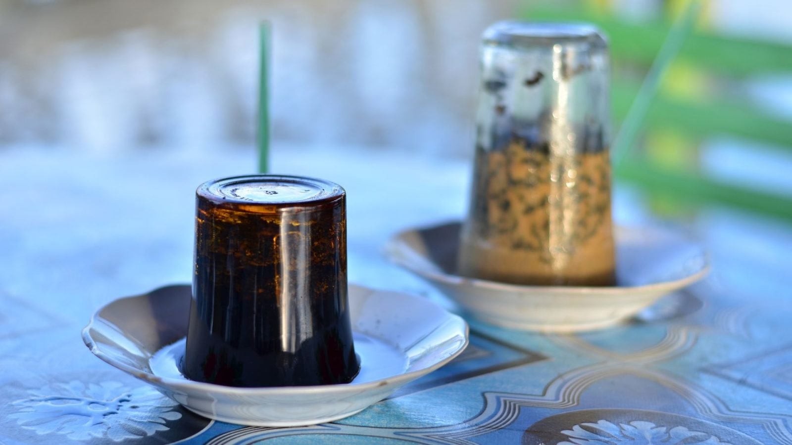 Kupi Khop Aceh, a Unique Way to Drink Coffee in an Upside-Down Glass